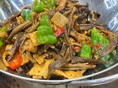 -民间瓦缸煨汤館(嵩山路店)