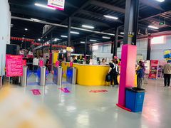 -嘿哟动霸CHUA·新潮玩运动娱乐中心·蹦床滑冰团建乐园