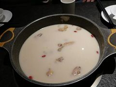 -煲宫猪肚鸡(昆山金鹰国际购物中心店)