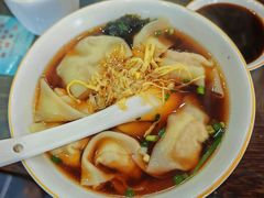 -笑来喜馄饨小笼工坊(通扬路店)