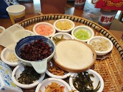 -包整·丝娃娃(一览甲秀楼风景店)