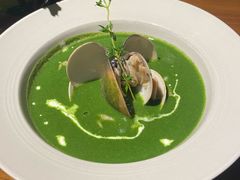 白酒蛤蜊菠菜汤-巴别塔法餐舍(合作路店)