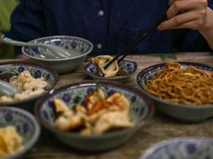-无名氏宵夜小摊(祝家三姐妹馄饨店)