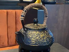 -铭牛烧肉·和牛海鲜自助(高新月牙湖店)