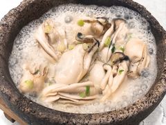 石锅生蚝-五稻厨房粤西菜(新闻店)