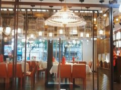 -阿瓦山寨·湘菜现炒·剁椒鱼头王(咸阳总店)