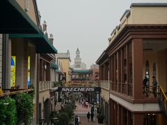 -王府井奥莱临潼小镇(临潼店)