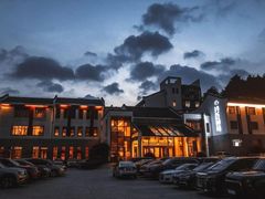 -九华山聚龙大酒店