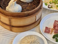 蟹黄汤包-怡园饭店-餐厅(四望亭店)