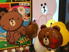 -LINE FRIENDS Garosu-gil Flagship Store