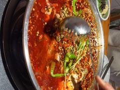 -小饕荟雅安贡椒鱼鲜馆(广福桥店)