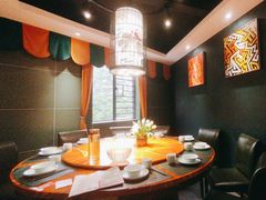 -粤·向群饭店(麓景路店)