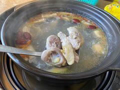 -濠轩阁特色生蚝火锅(水湾路店)