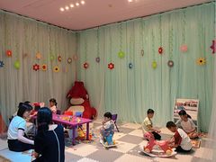 -广州万富希尔顿酒店·感趣自助餐厅·金秋蟹宴生蚝海鲜刺身