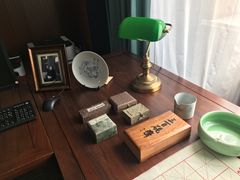 -上海市静安区图书馆(新闸路馆)