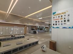 -冰纷万象滑冰场(南山万象天地店)