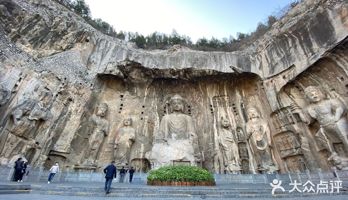 大美龙门石窟