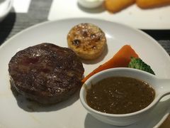 -斗牛士牛排餐厅(嘉里汇店)