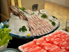 -鲜入唯煮·港式海鲜牛肉火锅(金宝街店)