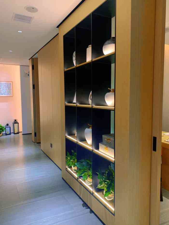 长风美塑(爱建路店)-"店铺位置在爱建路和爱琴路交口上,一条街周.