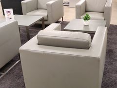 -上海冠松华奥奥迪4S店(张江店)