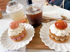 -VERIE BAKEHOUSE