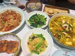 -江城小馆陕南妈妈菜·全球旅行餐厅(钟楼店)