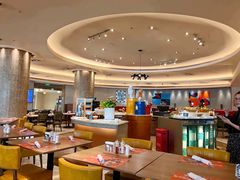 -咖啡苑自助餐厅·中国大饭店