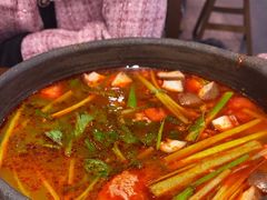 -黔有有贵州酸汤夺夺粉火锅(五味十字店)