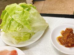 包菜蘸酱-大槐树烤肉馆