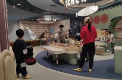 -奈尔宝家庭中心·亲子餐厅(北京东坝万达店)
