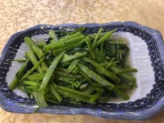 -维吾尔餐厅(宜山路店)