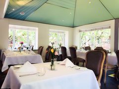 靠窗位-蝶舍·MAISON PAPILLON