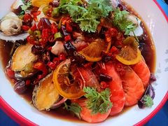 -老东镇啤酒屋海鲜加工·蒸汽海鲜·海鲜烧烤(台东店)