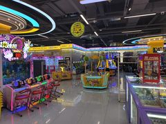 -爱玩嘉年华(龙湖曲江天街店)