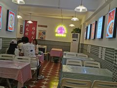 大堂-捌贰虾蟹·江湖菜馆(江汉路店)