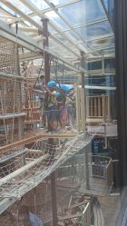 -PIPIKINGDOM皮皮王国欢乐号(欢乐海岸购物中心店)