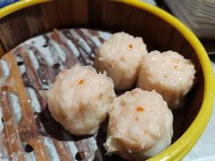 鲜虾流心烧麦-蝴蝶里·粤菜·点心(龙湖天街&滨江店)