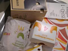 -麦当劳(浦江镇绿地乐和城店)