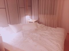 -全季酒店(上海金桥路地铁站店)