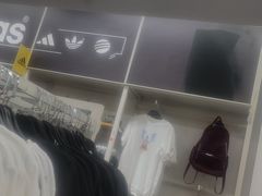 -BIGOFFS 超级折扣(仁恒伊势丹店)