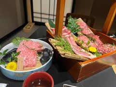 -山川小町·极番烧肉(新地假日广场店)