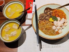-蟹黄鱼·海派深夜面馆(巨鹿路店)
