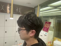 -镁连社·美联社