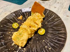 招牌沙汁大虾球-T館·花园艺术餐厅