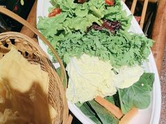 -老牌坊云南鱼豆花火锅(哈西万达店)