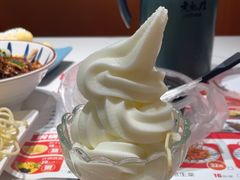 -黄记煌三汁焖锅(新佳丽江汉路店)