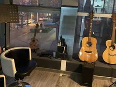 -梅纳·钢琴声乐架子鼓Mena Music(双井店)