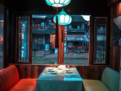 靠窗位-西塘人家•黑金冠本地好店