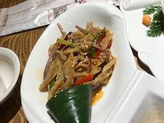 -宝燕海货工场(长江国际店)